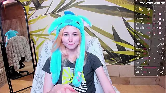 fleximona on StripChat