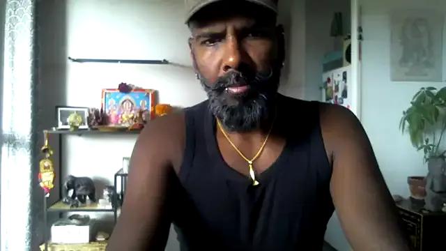 frenchblackc31 on StripChat