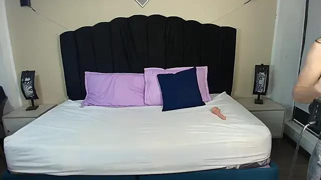 GabySweett_ on StripChat