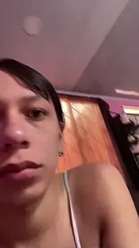 Geminis_m on StripChat