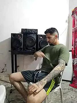 giannis090 on StripChat