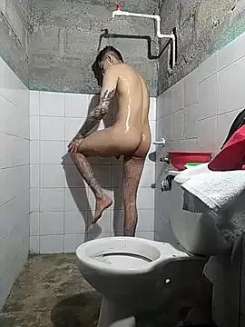 giannis090 on StripChat