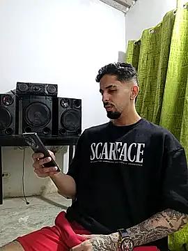 giannis090 on StripChat