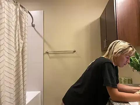 girlfriendmissy on StripChat