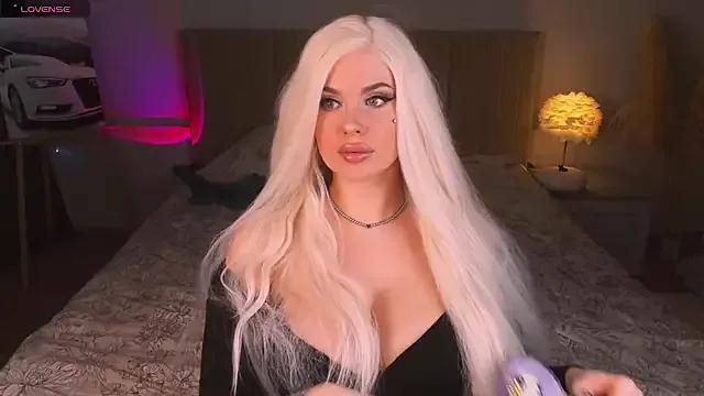 GoddessGlow on StripChat