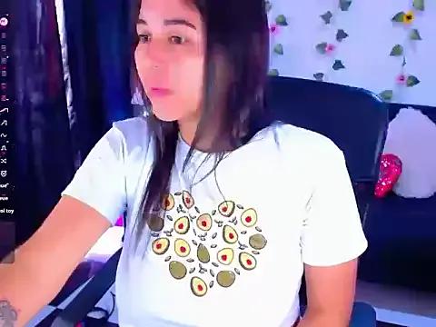 HaannaAGT on StripChat