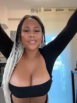 HaileyDiana on StripChat