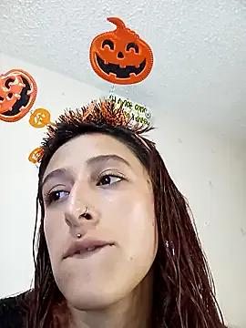 HairyKitty__ on StripChat