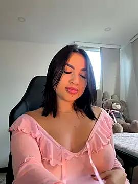 HannaBeckett on StripChat