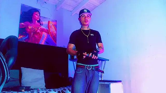 HannibalLester on StripChat