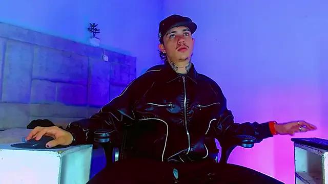 HannibalLester on StripChat