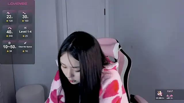 hee_young11 on StripChat