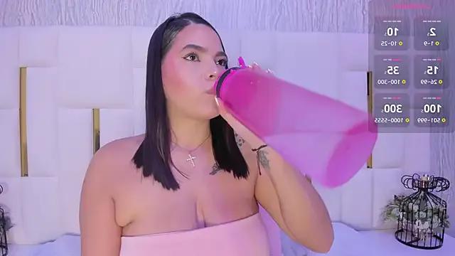 hillary_uckerman_ on StripChat