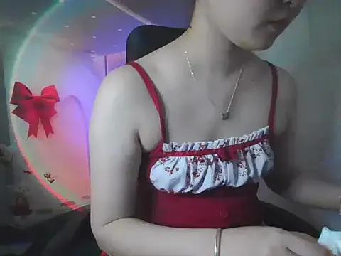 hilyti12 on StripChat