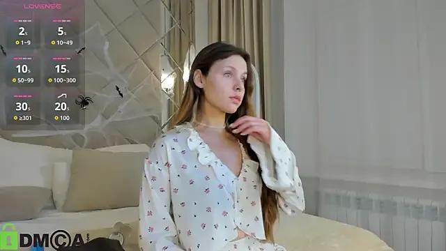 Hina_Smith on StripChat