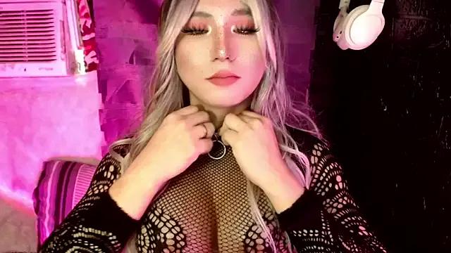 HoresCOCKLUCY on StripChat