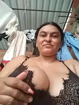 Horny-Mommy-Dirty on StripChat