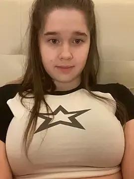 HornyGirlH on StripChat