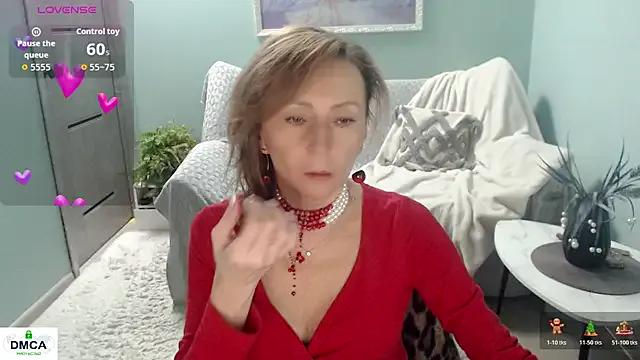 HornyMilf_777 on StripChat