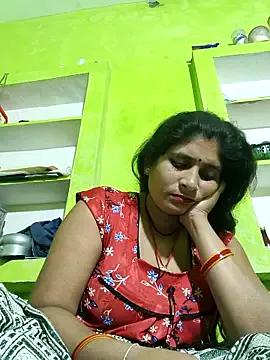 Hot-bhavi5 on StripChat