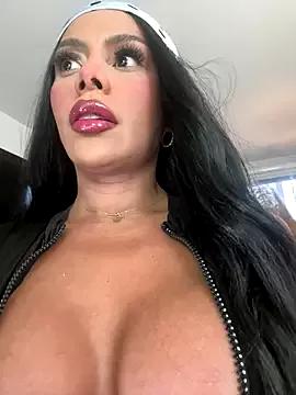 HOT_LADY_777 on StripChat