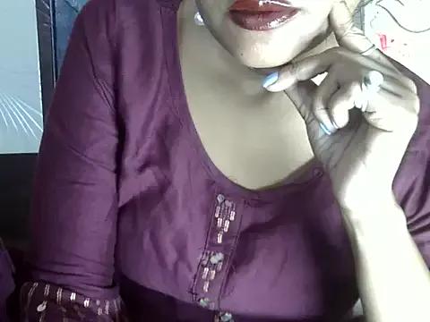 hotee_bhabi on StripChat