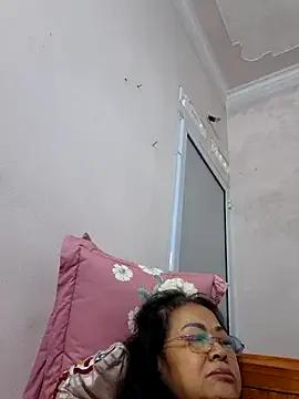 Hotestlove on StripChat