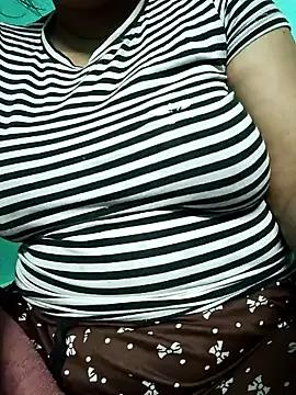 hotty_manisha on StripChat