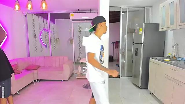 Houseofwarrios on StripChat