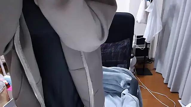 izumi__123 on StripChat