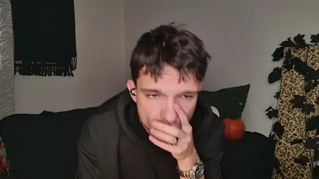 JackDesFeux on StripChat