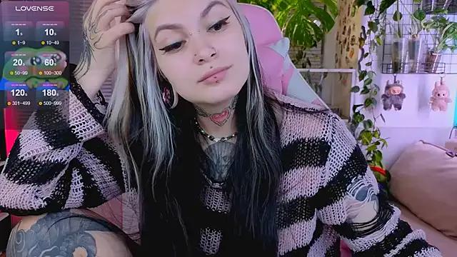 jelya_sg on StripChat