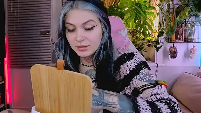 jelya_sg on StripChat