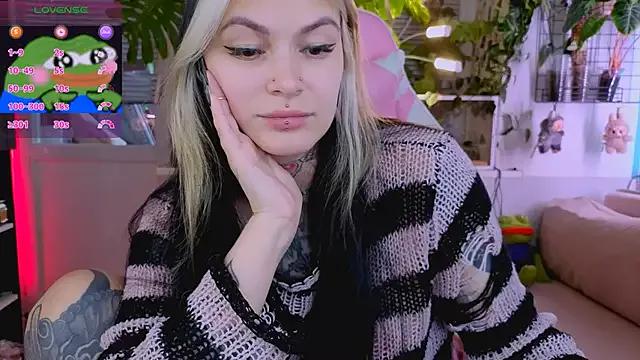 jelya_sg on StripChat