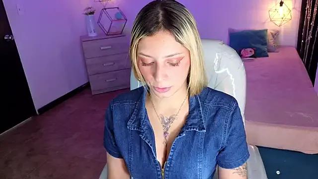 Jennaa_Cooper on StripChat