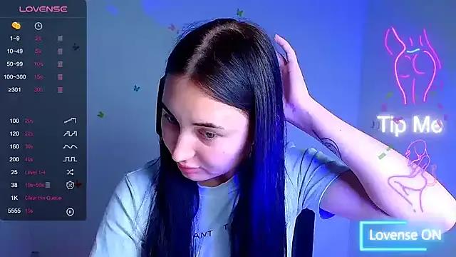 Jennifer_Blum on StripChat