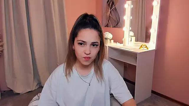 JolynnLavelli on StripChat
