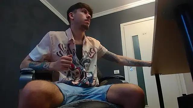 JonahShaw on StripChat