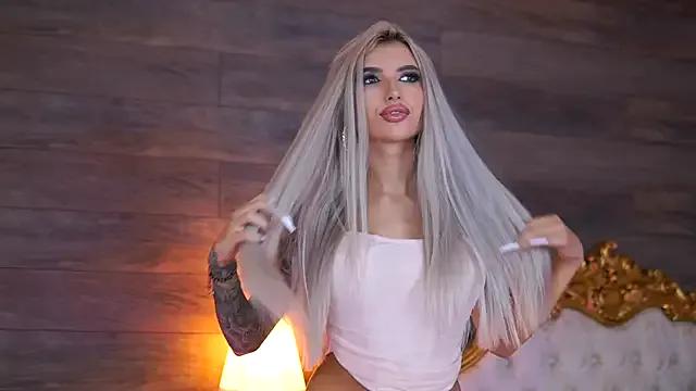 Juicy_Jessye on StripChat