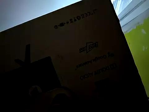 Junani2231 on StripChat