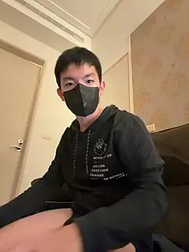 kaikai1335 on StripChat