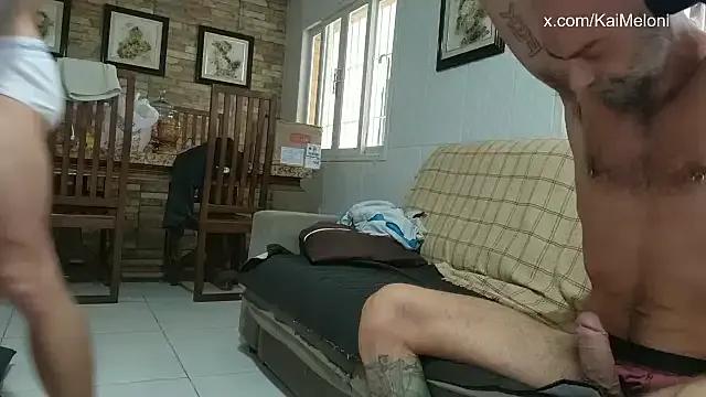 kaimeloni on StripChat