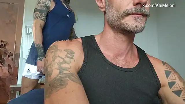 kaimeloni on StripChat