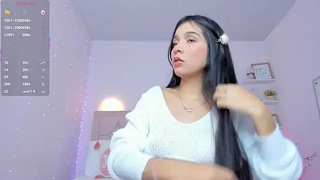 kim_dreams18 on StripChat