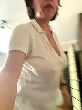 Kiramagic on StripChat