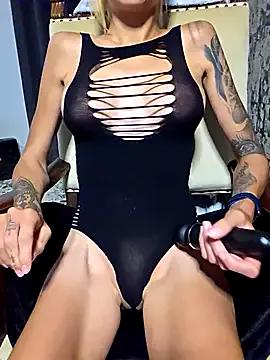 kylie_blck on StripChat