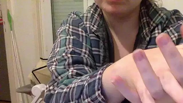 Lacoquinedu636 on StripChat