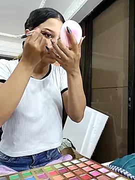 LadyAvalon on StripChat