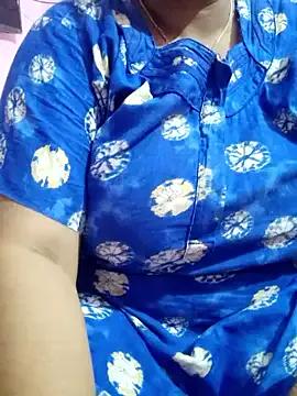 lathikaqueentamil on StripChat