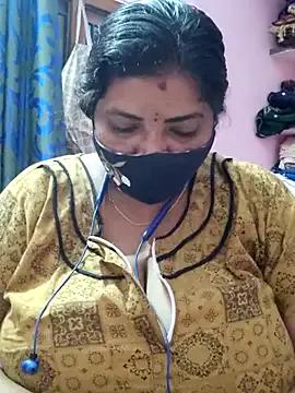 lathikaqueentamil on StripChat